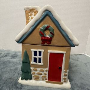 Holiday 57 oz Gingerbread House Glazed Ceramic Treat Cookie Jar Christmas Decor